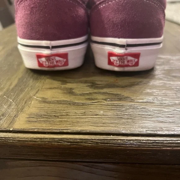 Vans Old Skool Shoes - Picture 6 of 7